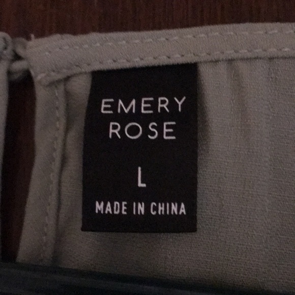 Emery Rose size large blouse - Picture 4 of 4